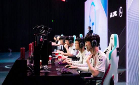 国际电竞小镇建设提速 长三角体育节科技体育嘉年华盛大开启